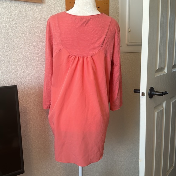 Coral Mixed Material Top - Picture 3 of 9